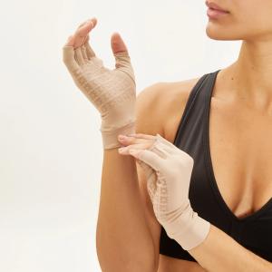 Luva Uv Curta Anti-Aging Fpu50+ Hidratante E Clareadora Uv Line