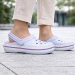 Sandalia Crocs Crocband 11016 Feminino - Foto 2