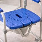 Cadeira Banho Higienica D45 Dobravel Desmontavel Aco At� 150kg Dellamed - Foto 3