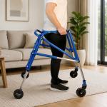 Andador Posterior Com 4 Rodas Mercur - Foto 3