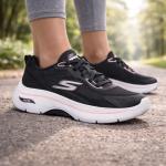 T�nis Skechers Go Walk Arch Fit 2.0 125346 Feminino Slip-Ins - Foto 4